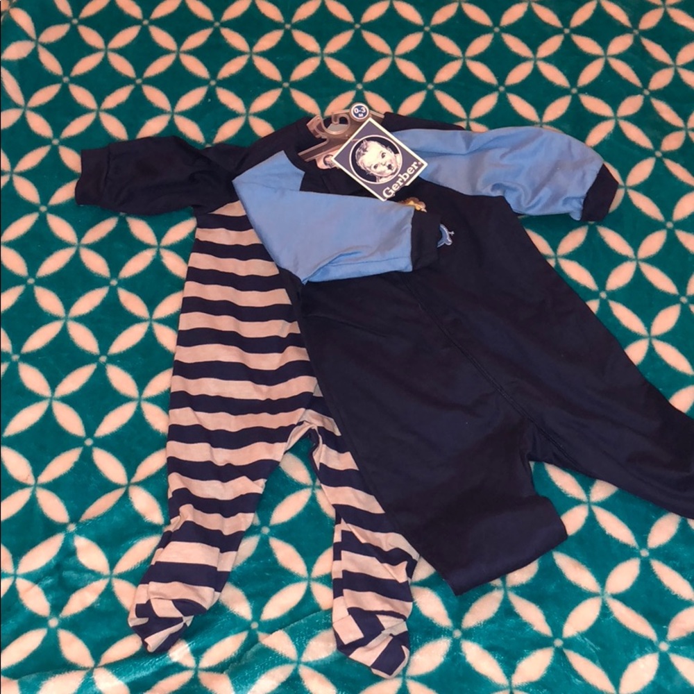 BRAND NEW GERBER- 2 Sleep ‘n plays